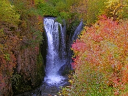 Roughlock-Falls-Colors-media